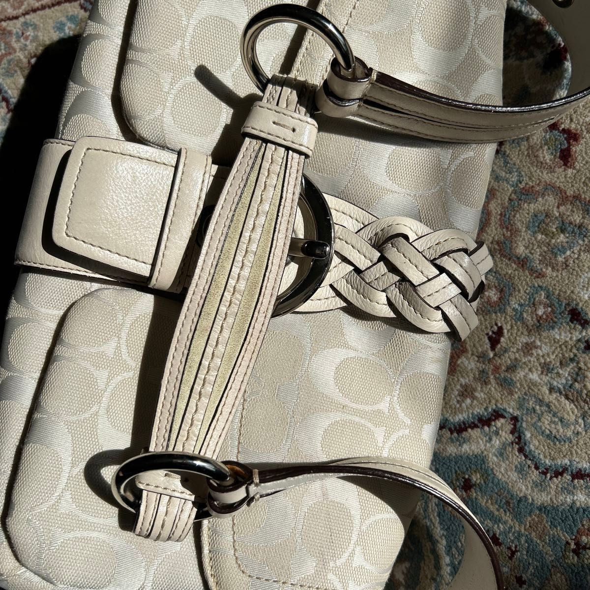 Vintage Coach Soho Shoulder Bag β White Leather π€