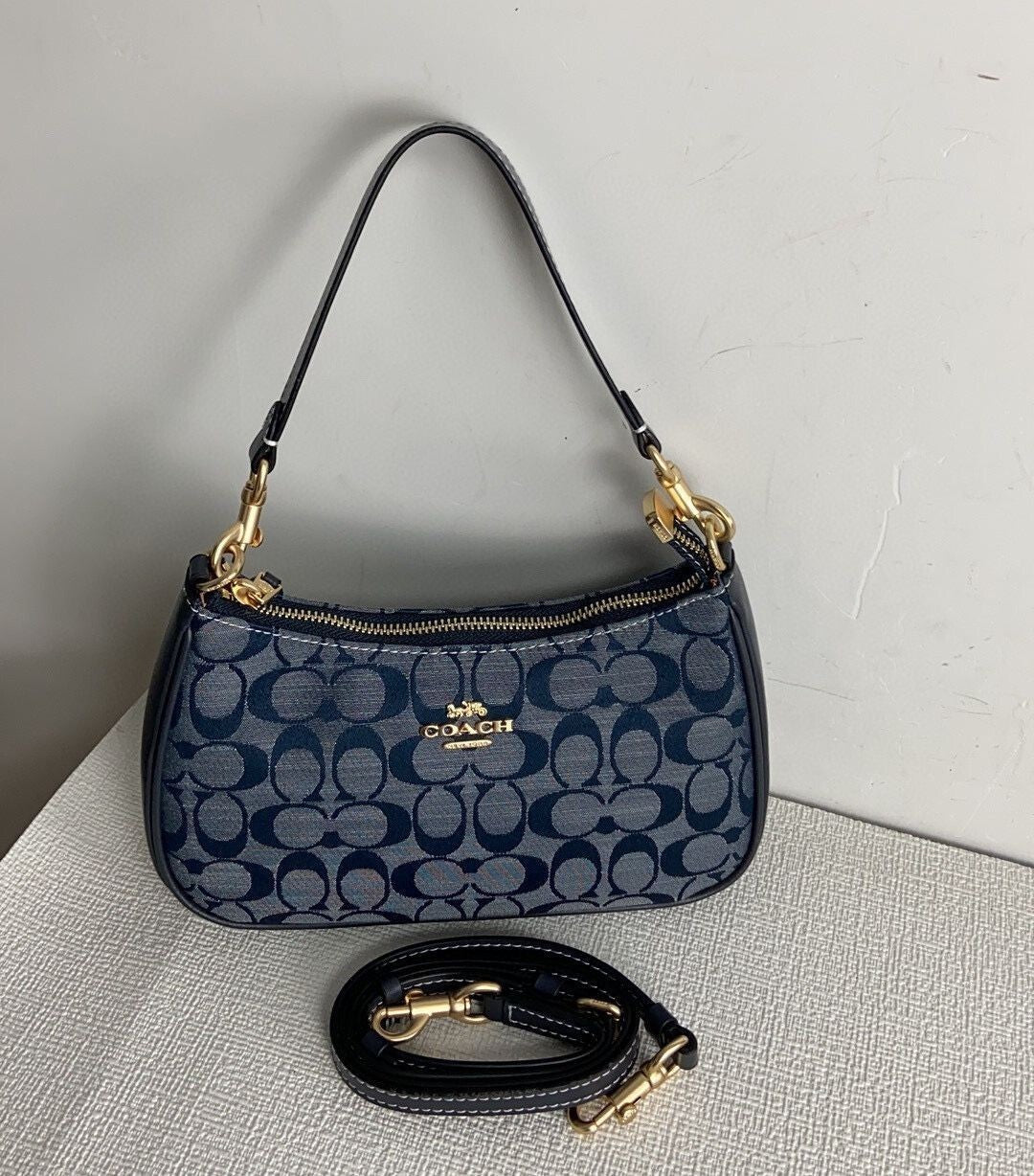 COACH CH139 Teri Shoulder Bag – Signature Chambray Blue