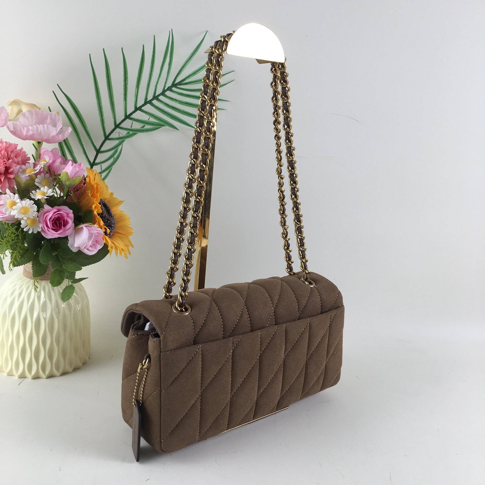 COACH Tabby 20 Shoulder Bag β Quilted Leather CW620 π