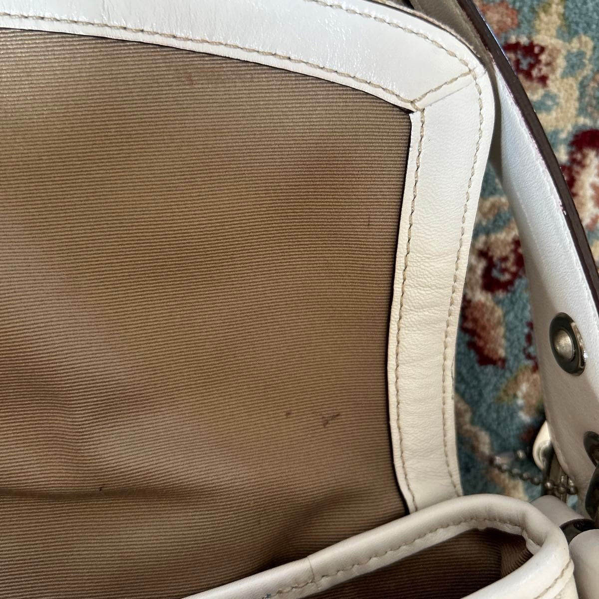 Vintage Coach Soho Shoulder Bag β White Leather π€