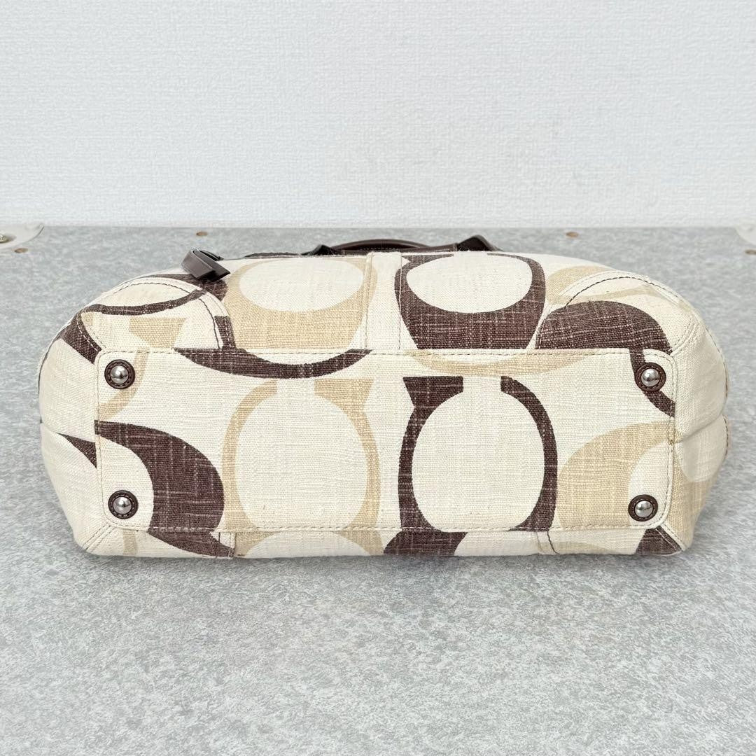 Coach Signature Canvas Tote Bag – Beige Monogram 🤎