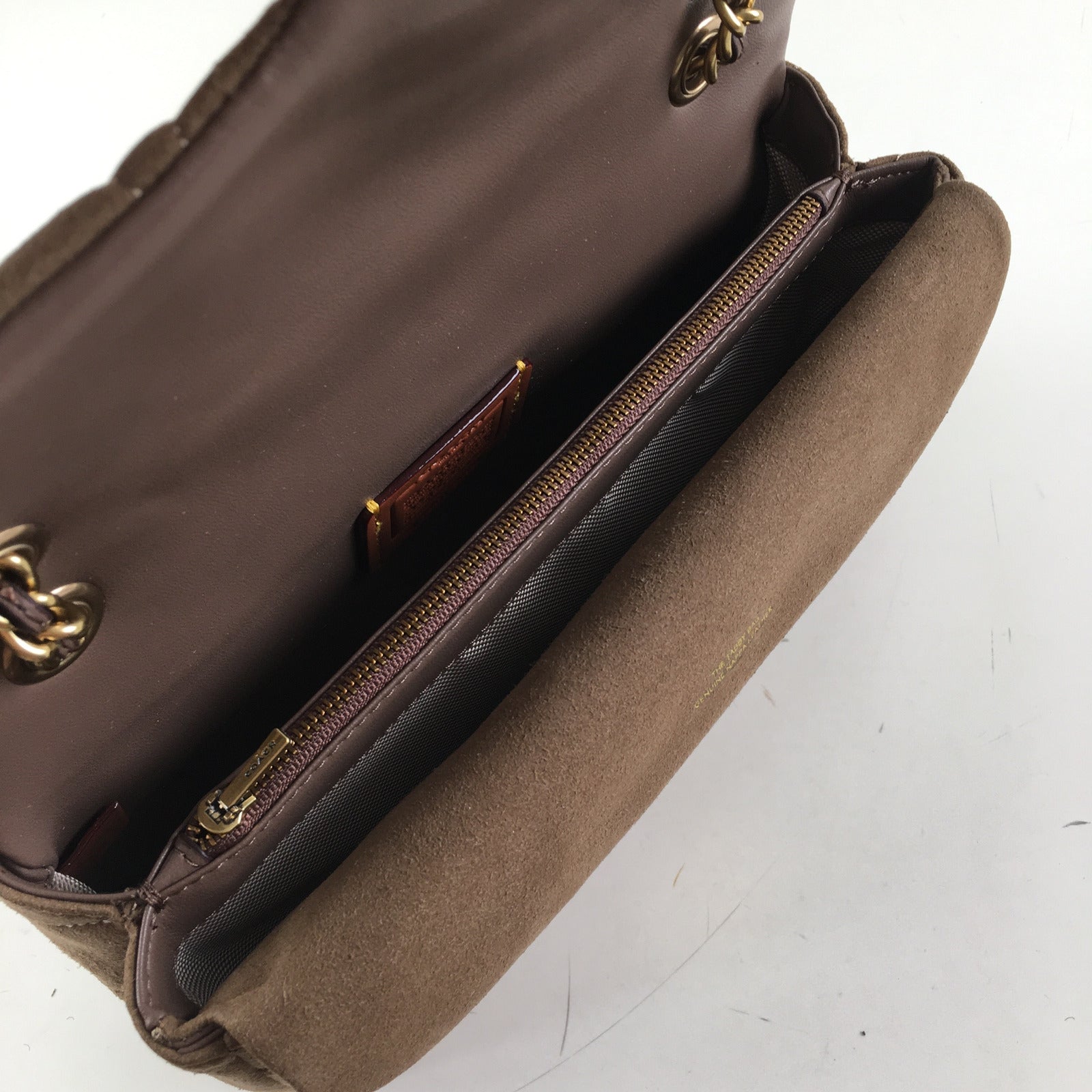 COACH Tabby 20 Shoulder Bag β Quilted Leather CW620 π