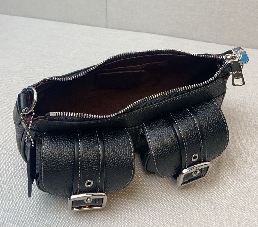 Coach Ashton CM079 Shoulder Bag β Silver & Black π€