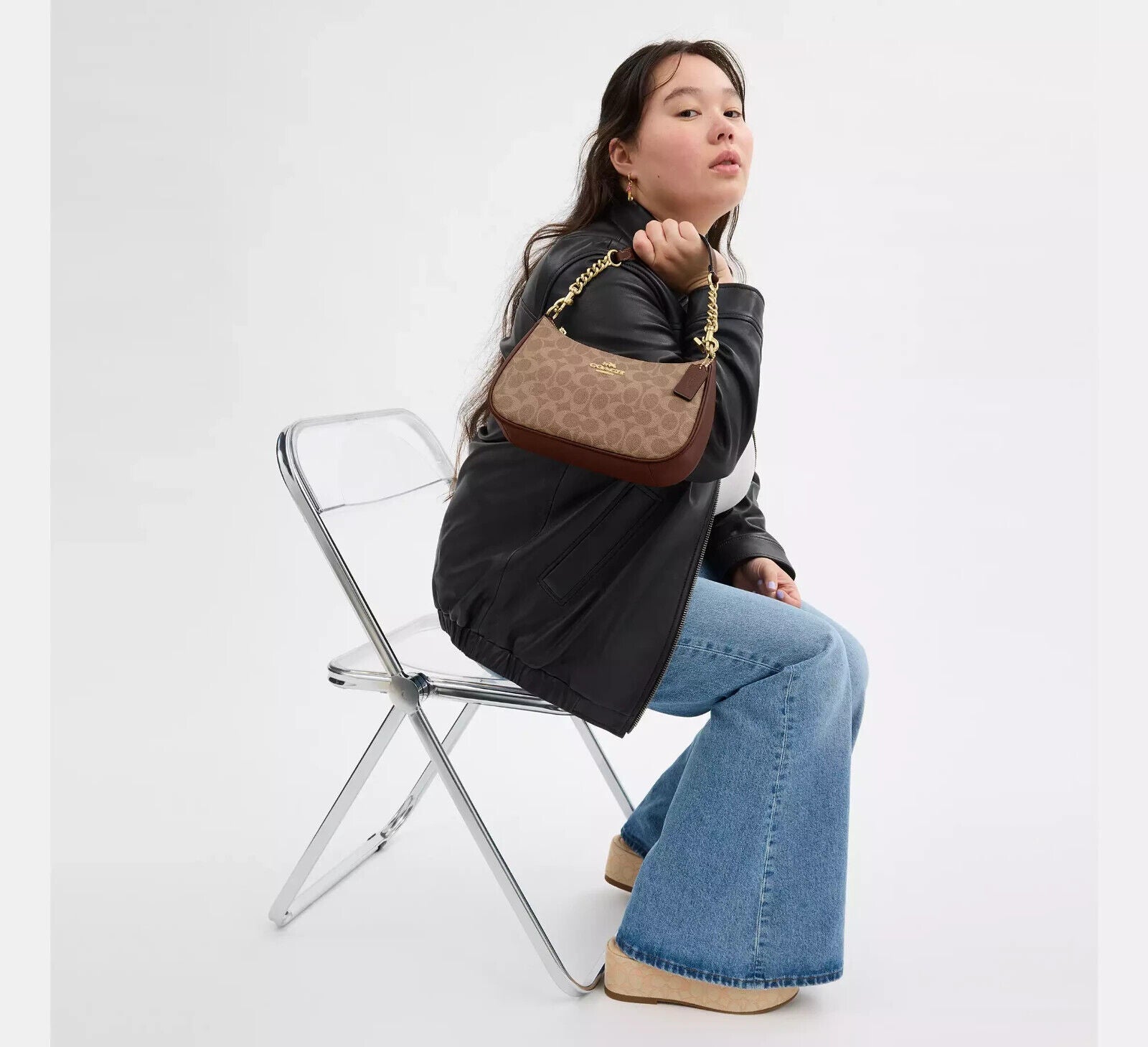 COACH Teri Shoulder Bag – Signature Canvas Brown 🤎 (NEW!)